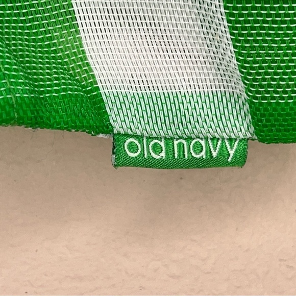 OLD NAVY GREEN WHITE REUSABLE BAG BEACH CHECKERED PLAID LIGHTWEIGHT BEACH - Picture 4 of 8